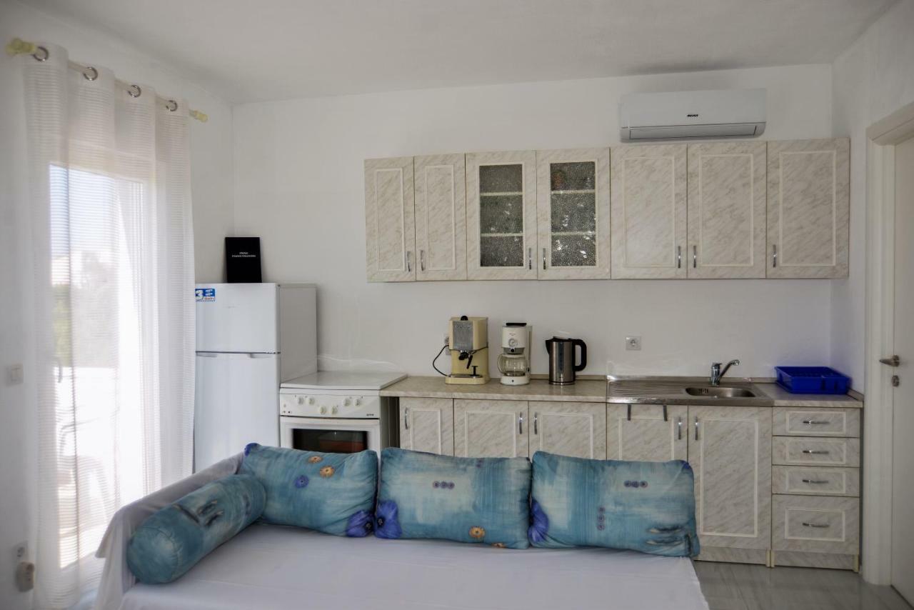 Honey Apartment Kaštela Екстериор снимка